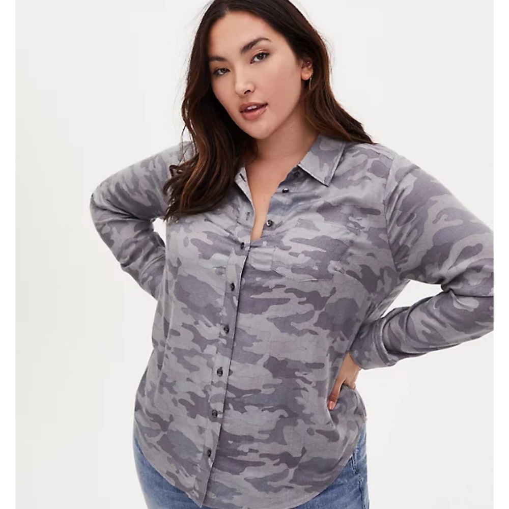 Torrid Button Up Shirt Size 00 NWT